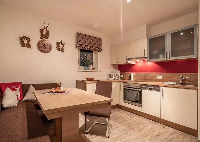 曼努埃尔公寓 *